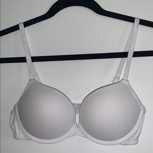 H&M White Push Up T-shirt Bra - NEW 34A